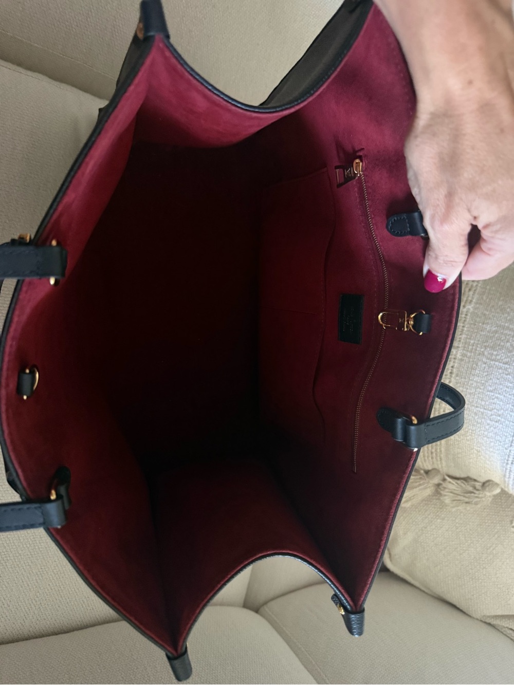 LIKE NEW!!! AUTHENTIC Louis Vuitton On The Go Empriente GM - Picture 6 of 7